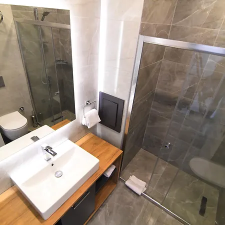 Viplus Hotel